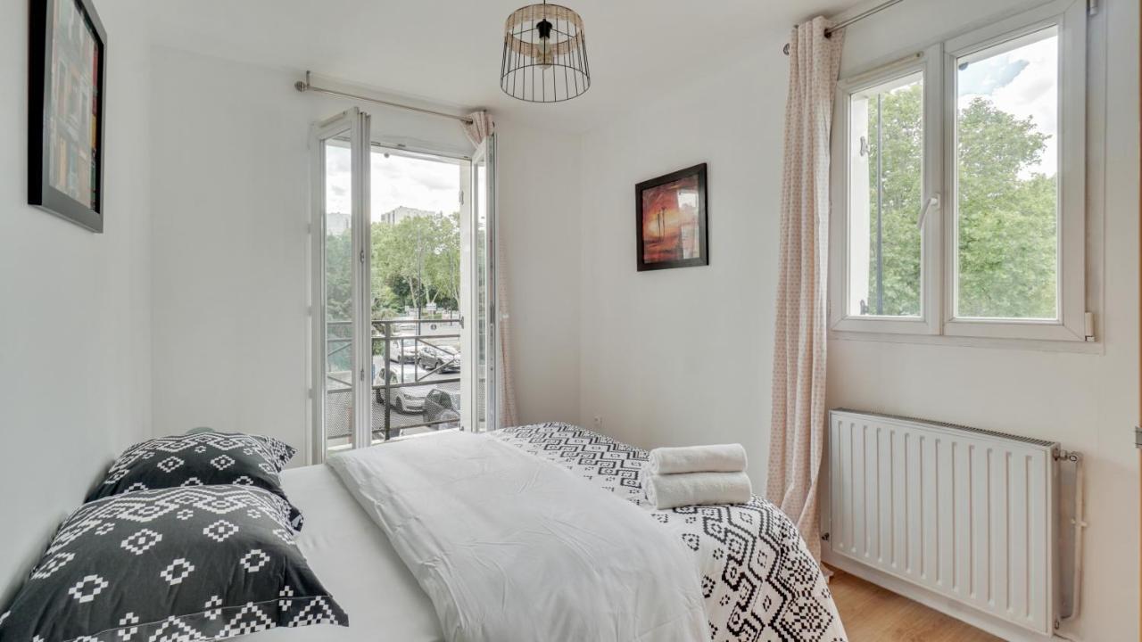Chic Apart With Parking Near Paris Apartment Aubervilliers Bagian luar foto