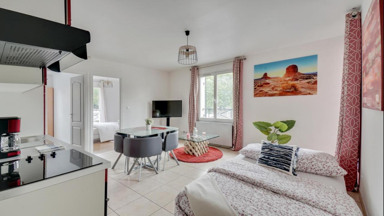 Chic Apart With Parking Near Paris Apartment Aubervilliers Bagian luar foto