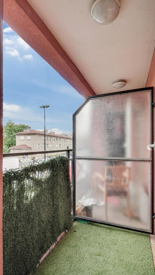 Chic Apart With Parking Near Paris Apartment Aubervilliers Bagian luar foto